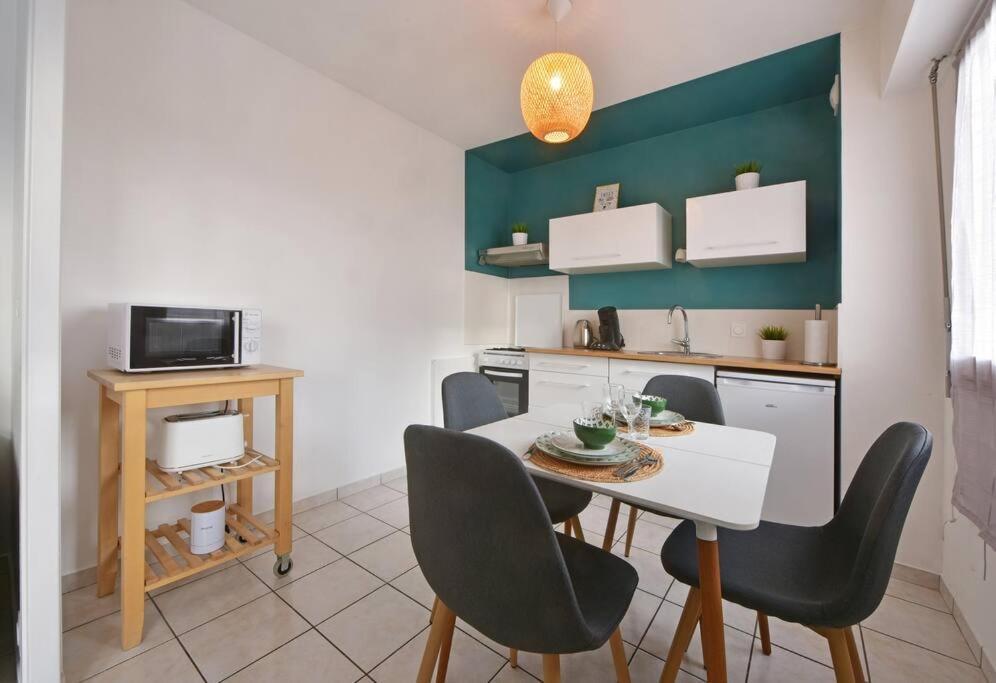 Cabana & Le Central - Proche Lac , Terrasse Et Parking 안시 외부 사진